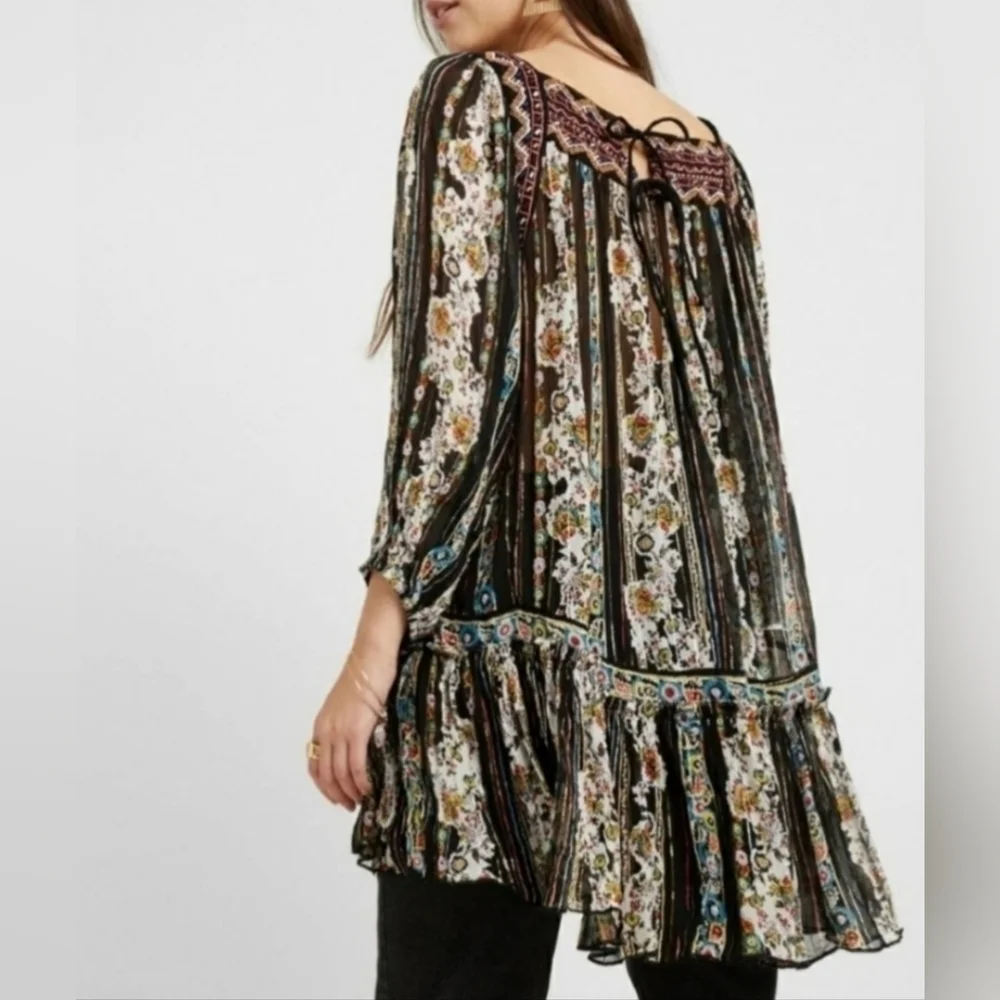 Free People Flowy Black Floral Boho Top Size Small
